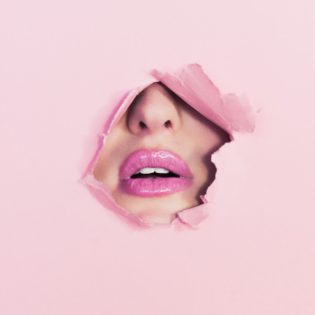 pink lips